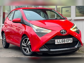 Used Toyota AYGO 2018 for sale - 76351128: Photo