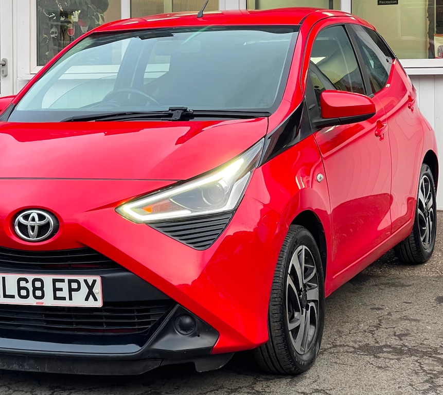 Used Toyota AYGO 2018 for sale - 76351128: Photo 30