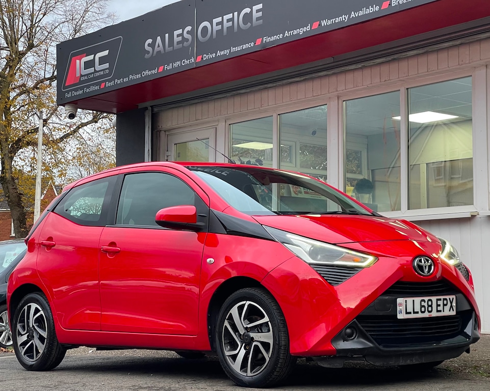 Used Toyota AYGO 2018 for sale - 76351128: Photo 8