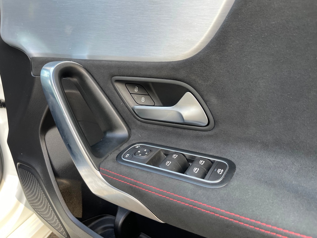 Used Mercedes-Benz A-Class 2018 for sale - 75943640: Photo 13