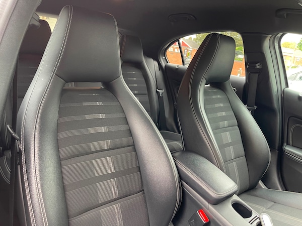 Used Mercedes-Benz A-Class 2018 for sale - 76086909: Photo 8