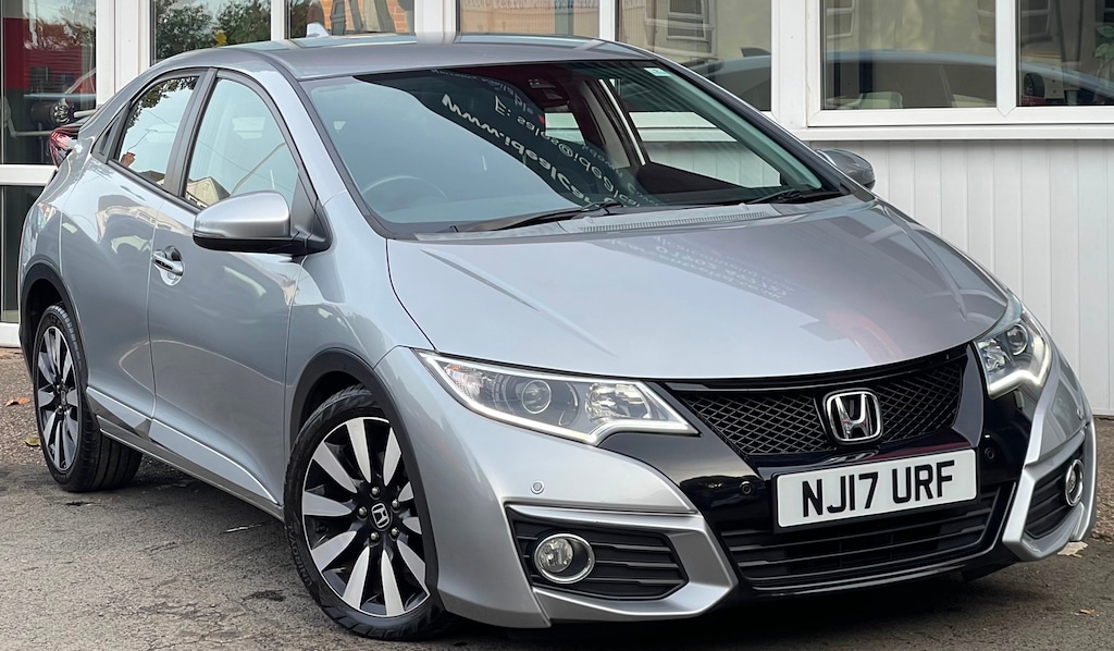 Used Honda Civic 2017 for sale - 76015348: Photo 3