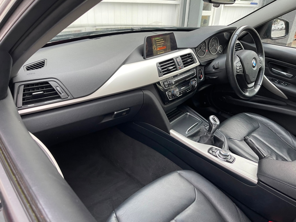 Used BMW 3 Series 2018 for sale - 76664631: Photo 16