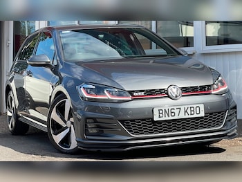 Used Volkswagen Golf 2017 for sale - 75570755: Photo