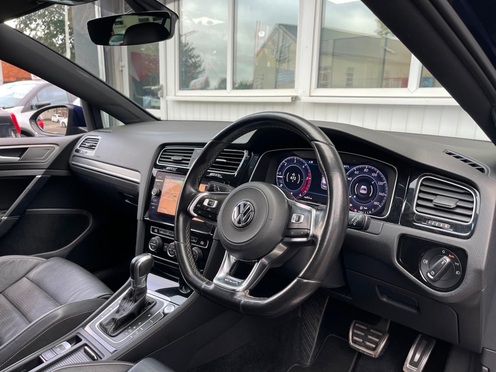 Used Volkswagen Golf 2017 for sale - 75869479: Photo 14