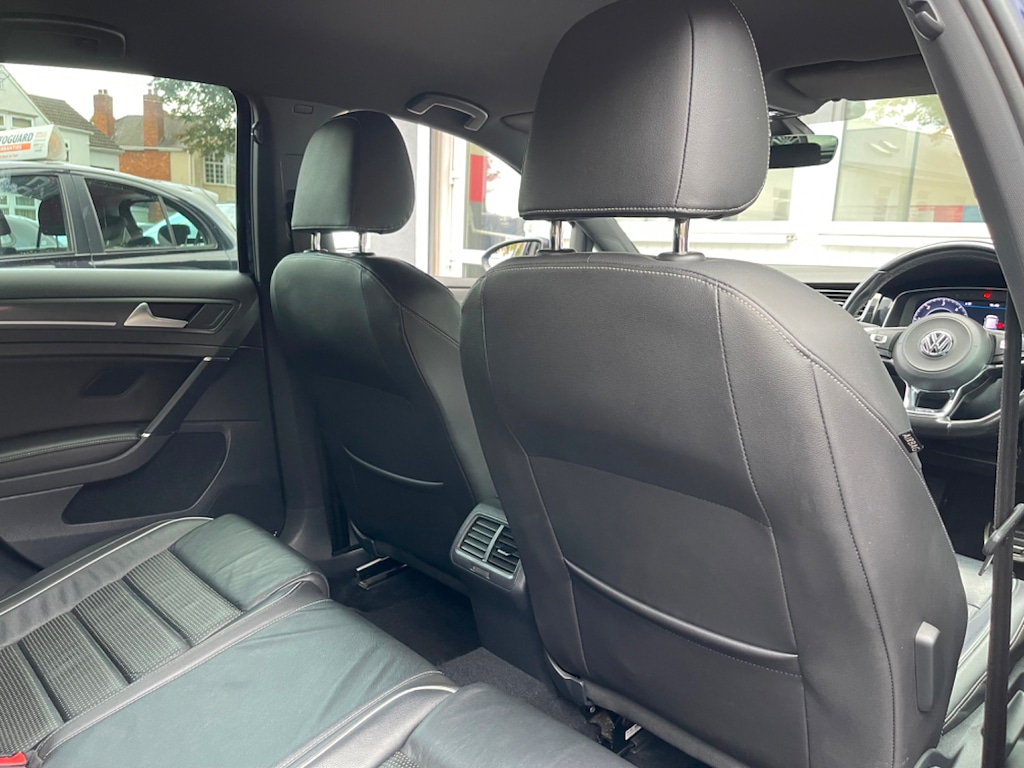 Used Volkswagen Golf 2017 for sale - 75869479: Photo 17