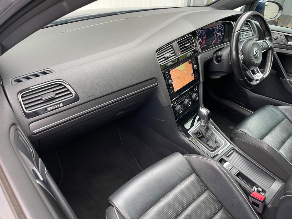 Used Volkswagen Golf 2017 for sale - 75869479: Photo 20