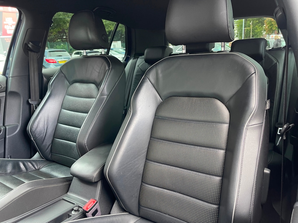 Used Volkswagen Golf 2017 for sale - 75869479: Photo 21