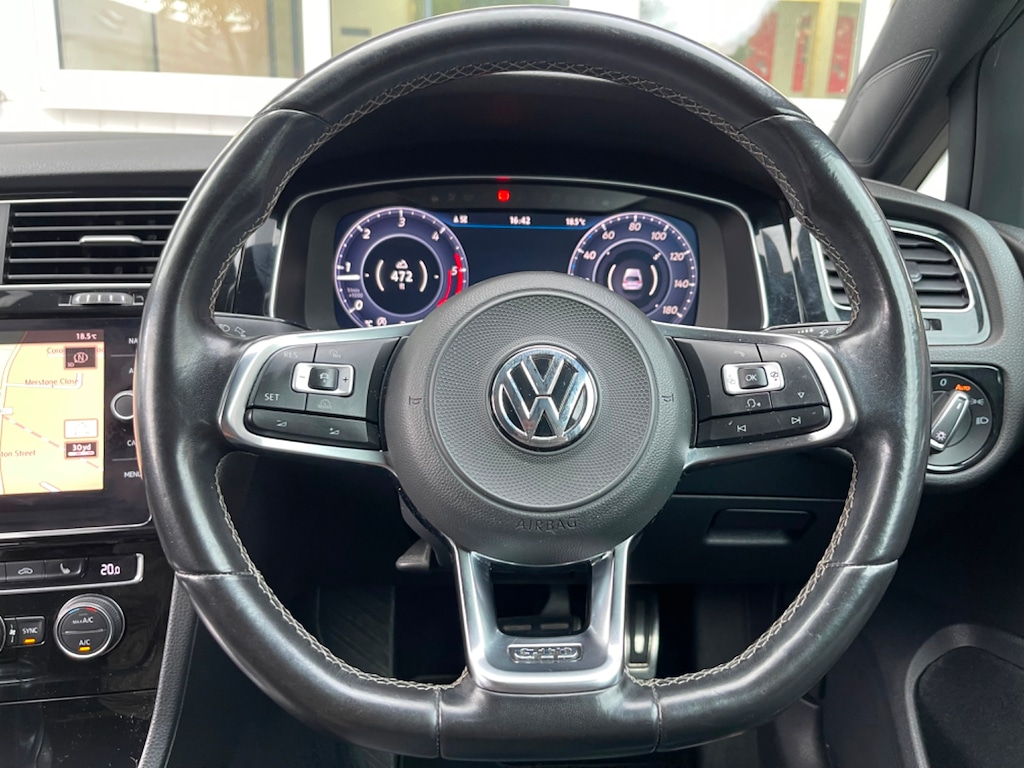 Used Volkswagen Golf 2017 for sale - 75869479: Photo 26