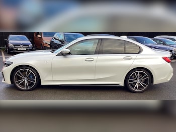 Used BMW 3 Series 2021 for sale - 76532378: Photo