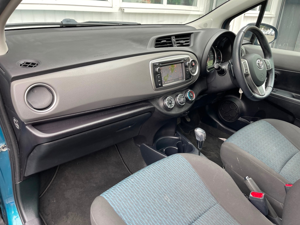 Used Toyota Yaris 2012 for sale - 75751626: Photo 20