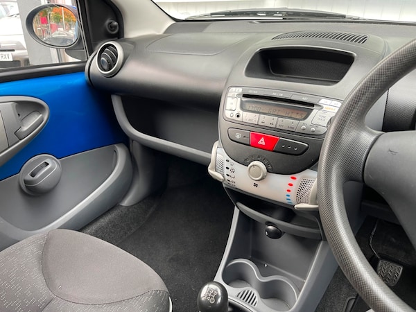 Used Peugeot 107 2010 for sale - 76092188: Photo 17