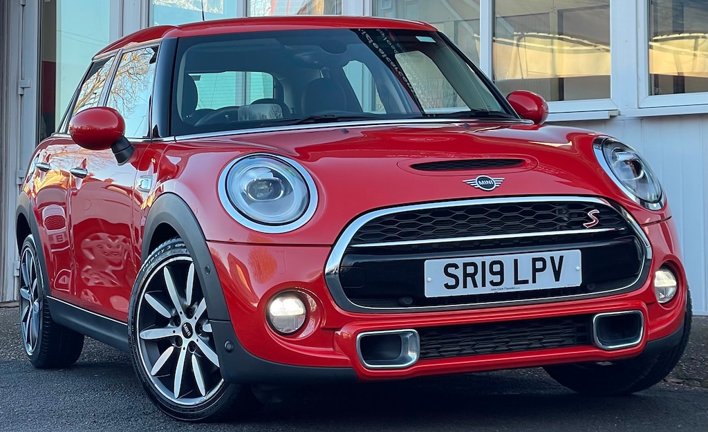 Used MINI Hatch 2019 for sale - 76796665: Photo 2