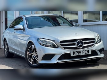 Used Mercedes-Benz C-Class 2019 for sale - 75572004: Photo