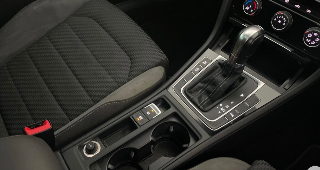 Used Volkswagen Golf 2019 for sale - 78042390: Photo 10