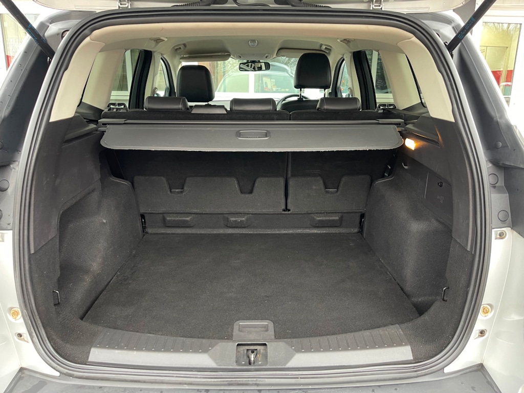 Used Ford Kuga 2015 for sale - 77607244: Photo 17