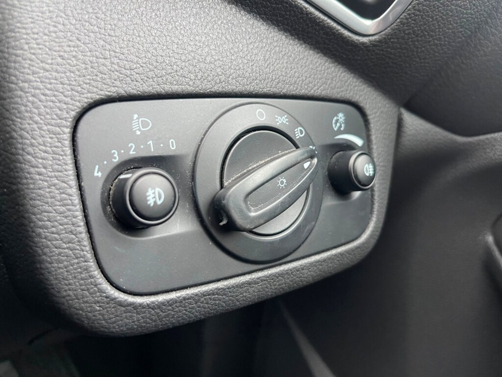 Used Ford Kuga 2015 for sale - 77607244: Photo 20