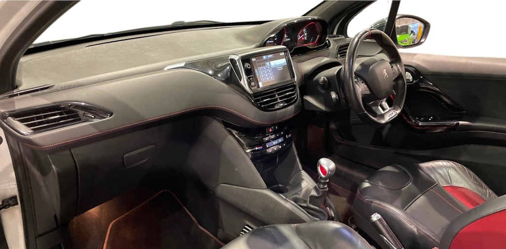 Used Peugeot 208 2016 for sale - 77389246: Photo 8