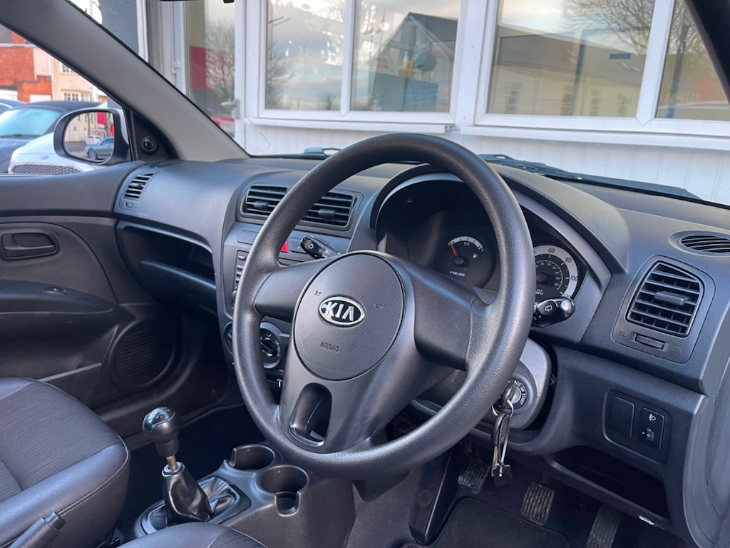 Used Kia Picanto 2010 for sale - 76640662: Photo 9