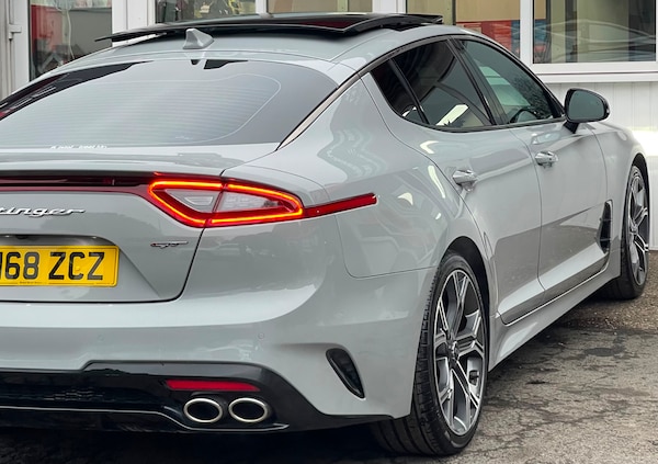 Used Kia Stinger 2019 for sale - 76271760: Photo 12