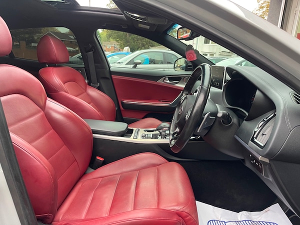 Used Kia Stinger 2019 for sale - 76271760: Photo 13