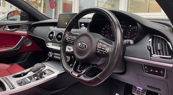 Used Kia Stinger 2019 for sale - 76271760: Photo 14