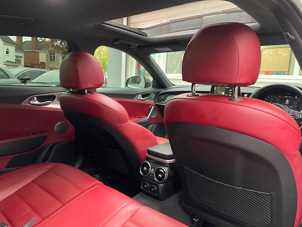 Used Kia Stinger 2019 for sale - 76271760: Photo 21