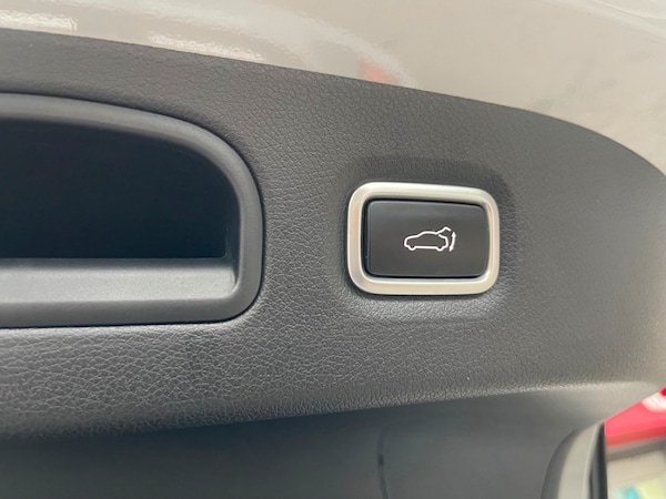 Used Kia Stinger 2019 for sale - 76271760: Photo 26