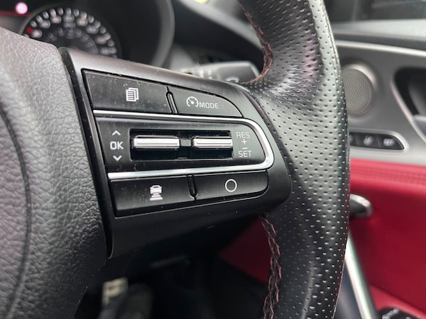 Used Kia Stinger 2019 for sale - 76271760: Photo 33