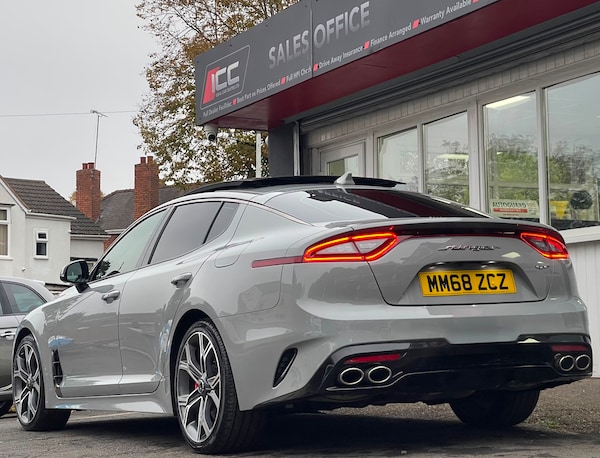Used Kia Stinger 2019 for sale - 76271760: Photo 42