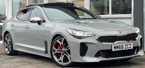 Used Kia Stinger 2019 for sale - 76271760: Photo 4