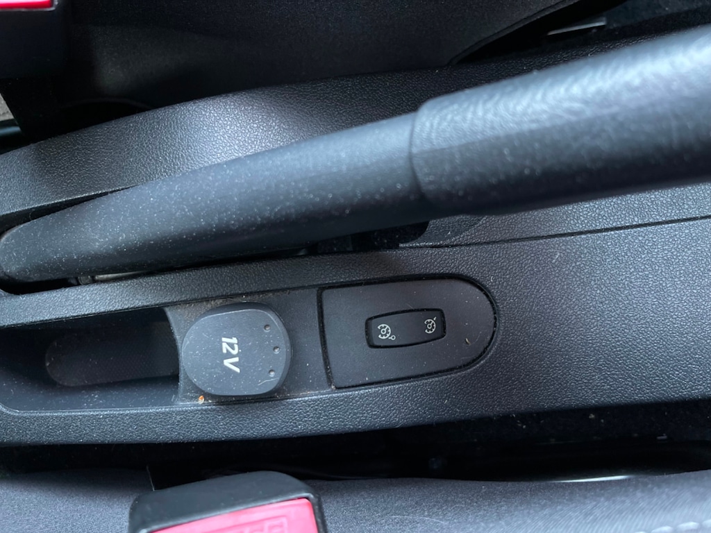 Used Renault Clio 2010 for sale - 77576747: Photo 18