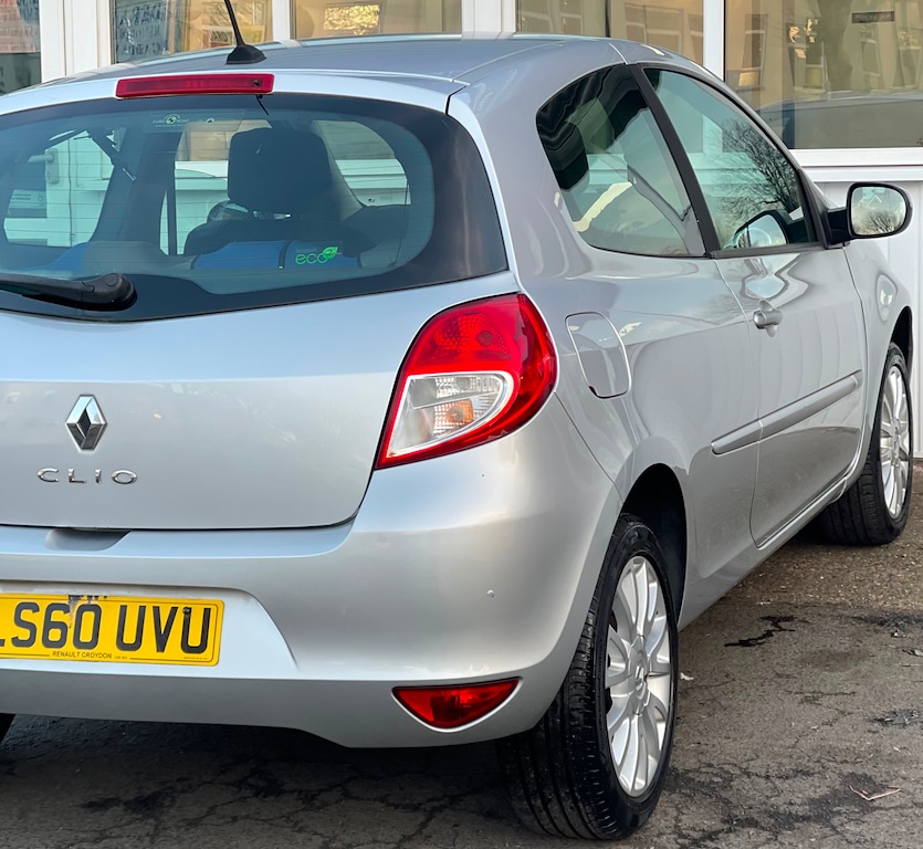Used Renault Clio 2010 for sale - 77576747: Photo 8