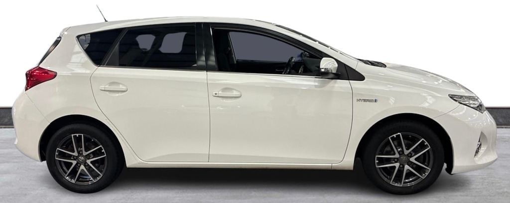 Used Toyota Auris 2014 for sale - 78042387: Photo 2