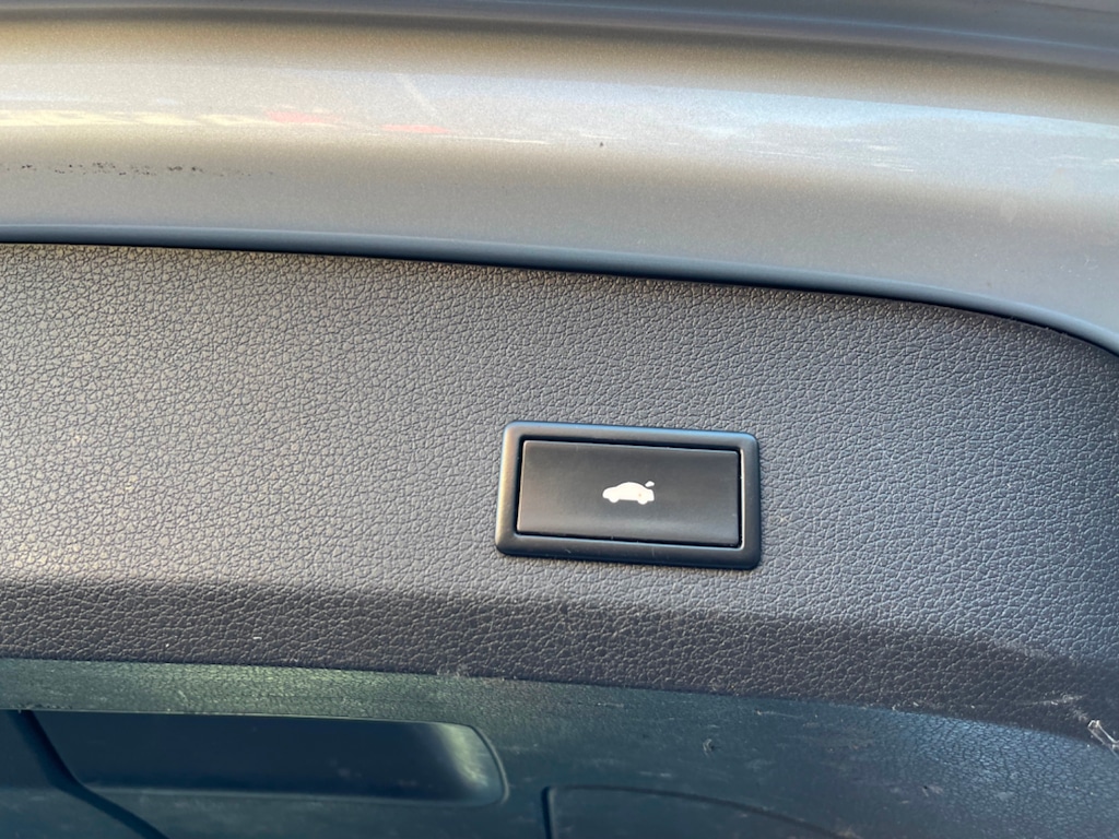 Used Audi Q7 2011 for sale - 76404944: Photo 24