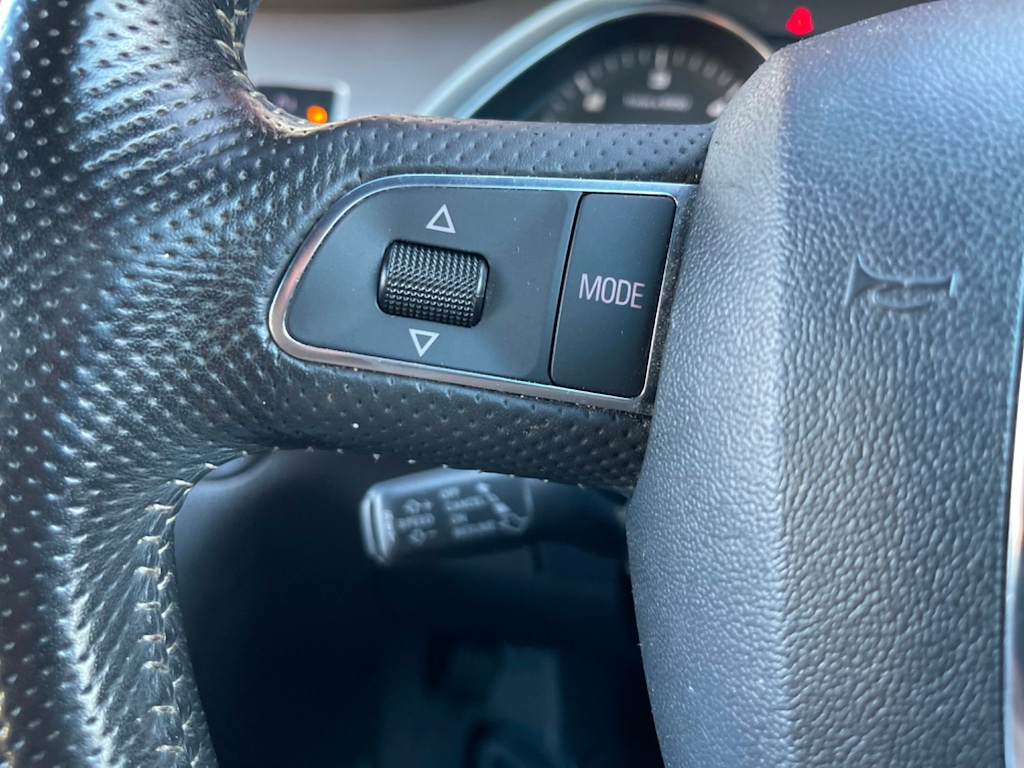 Used Audi Q7 2011 for sale - 76404944: Photo 30