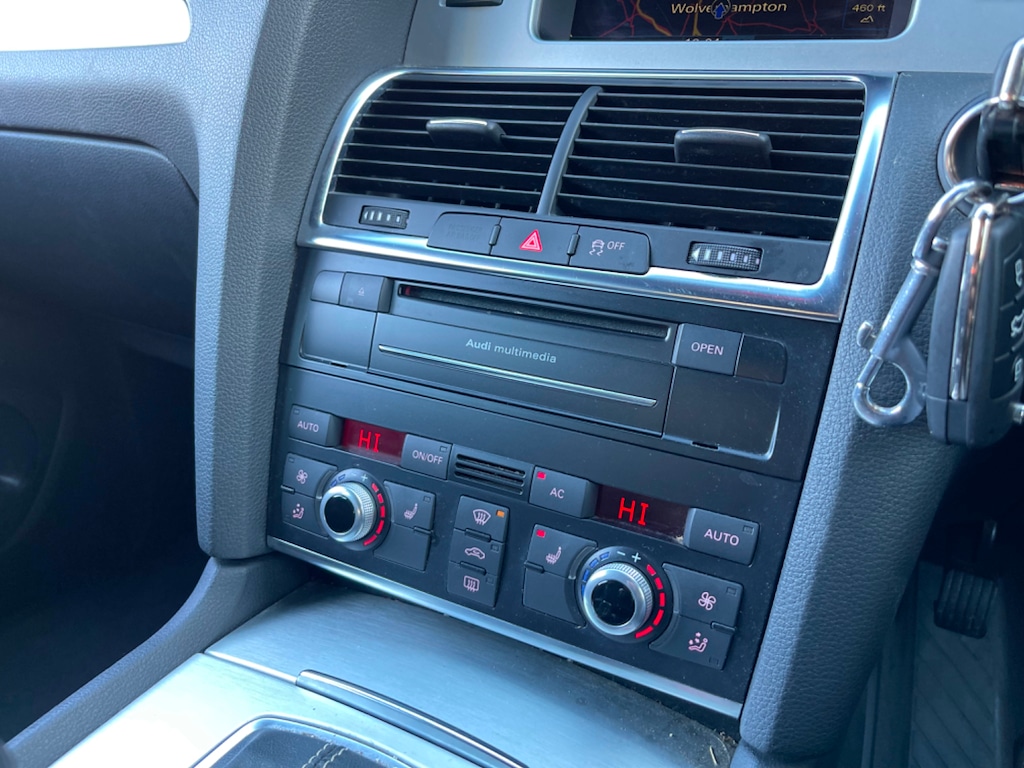 Used Audi Q7 2011 for sale - 76404944: Photo 32