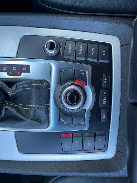 Used Audi Q7 2011 for sale - 76404944: Photo 35