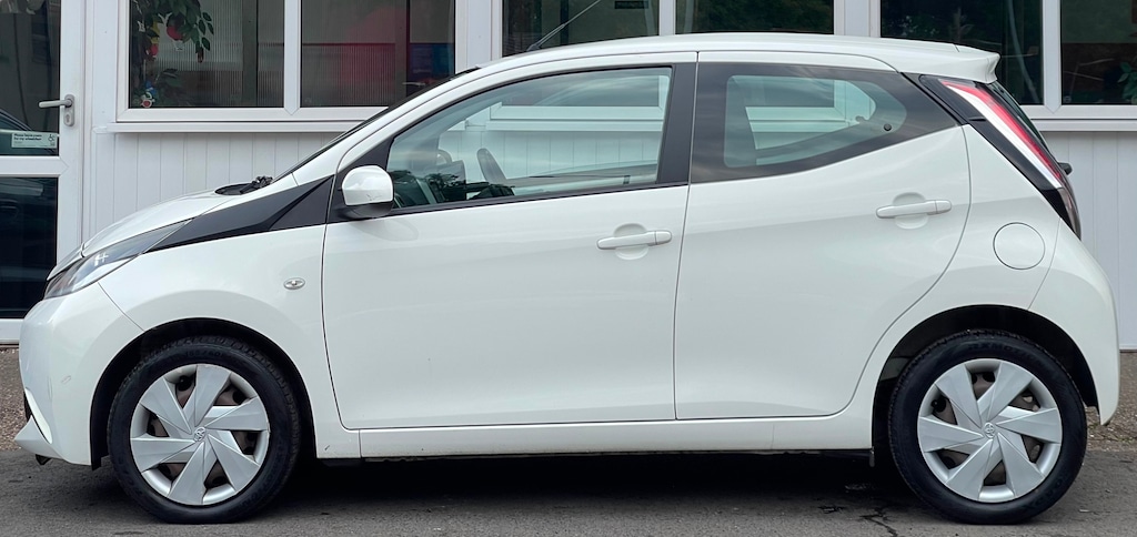Vehicle 27
