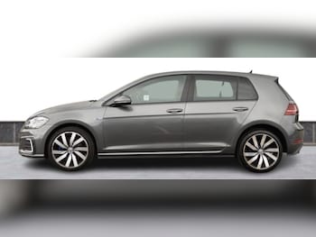 Used Volkswagen Golf 2017 for sale - 75571031: Photo