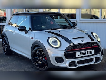 Used MINI Hatch 2019 for sale - 75571369: Photo