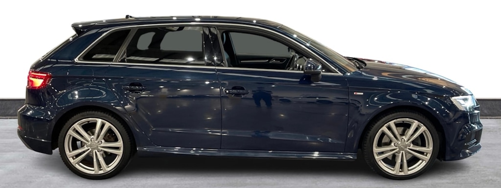 Used Audi A3 2017 for sale - 77988824: Photo 3