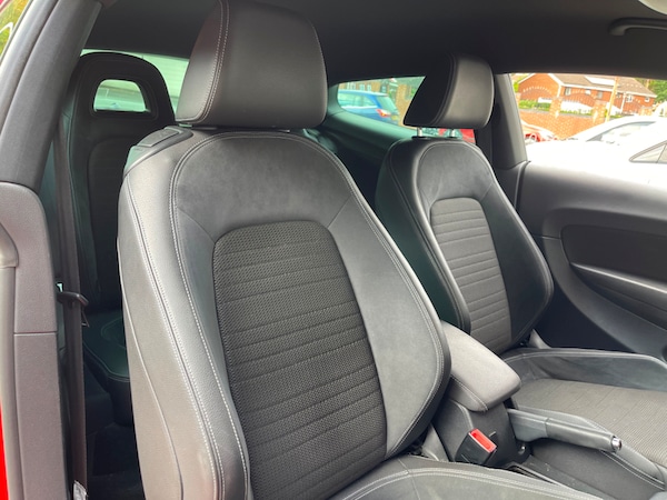Used Volkswagen Scirocco 2015 for sale - 75569999: Photo 15