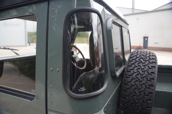 Used Land Rover Defender 90 1988 for sale - 75570553: Photo 16