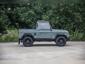 Used Land Rover Defender 90 1988 for sale - 75570553: Photo
