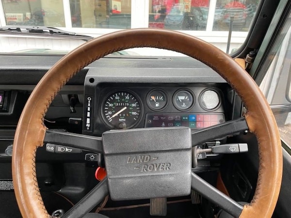 Used Land Rover Defender 90 1988 for sale - 75570553: Photo 52