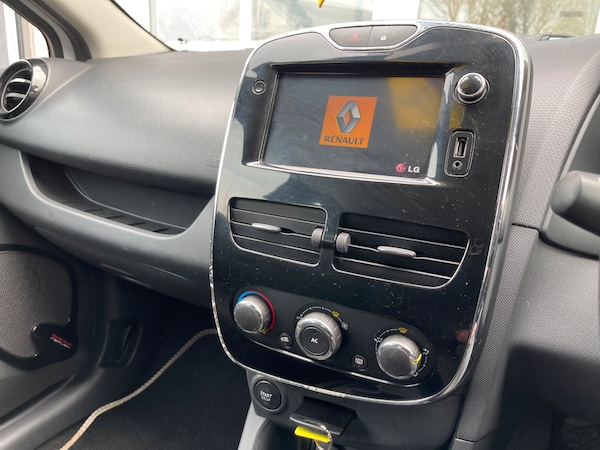 Used Renault Clio 2013 for sale - 75569829: Photo 19
