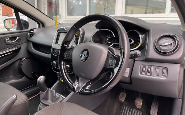 Used Renault Clio 2013 for sale - 75569829: Photo 9