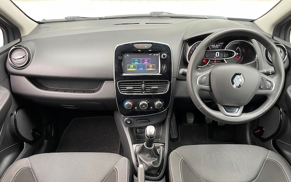 Used Renault Clio 2018 for sale - 75358203: Photo 18