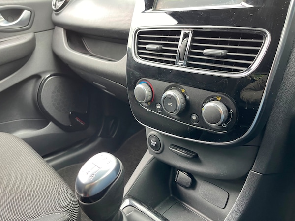 Used Renault Clio 2018 for sale - 75358203: Photo 26